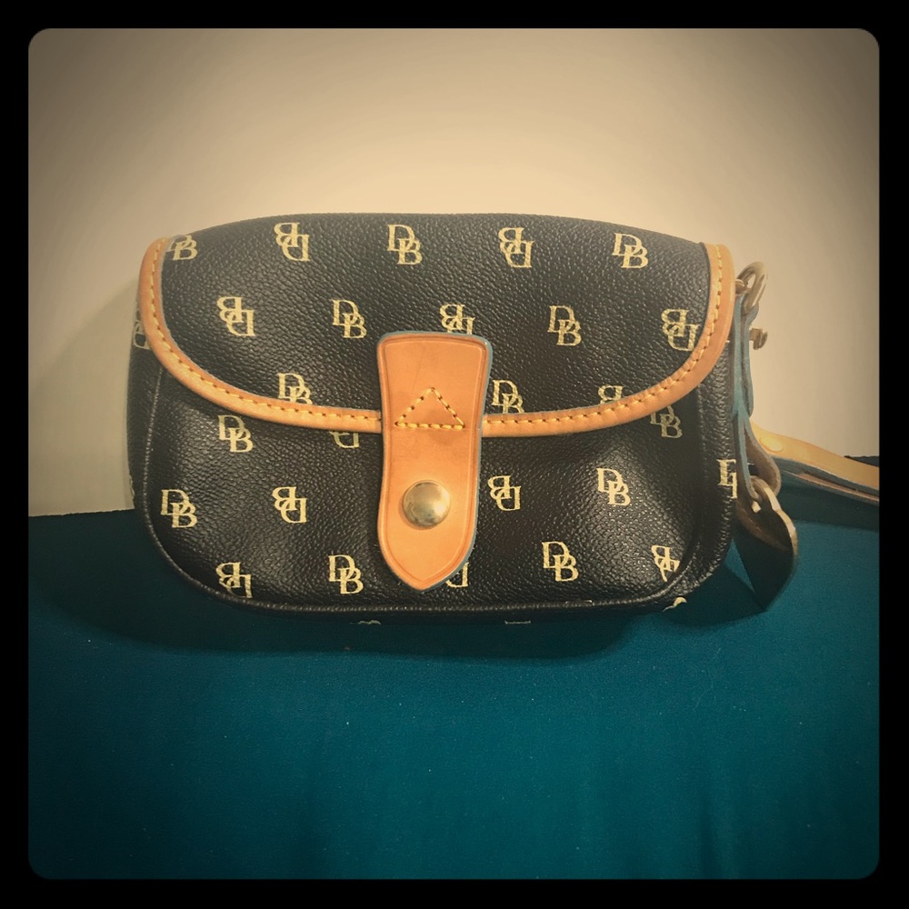 Dooney & Bourke Wristlet